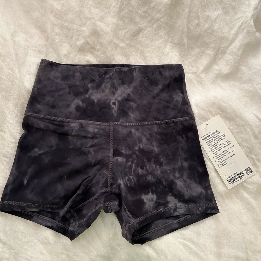 Lululemon Align shorts